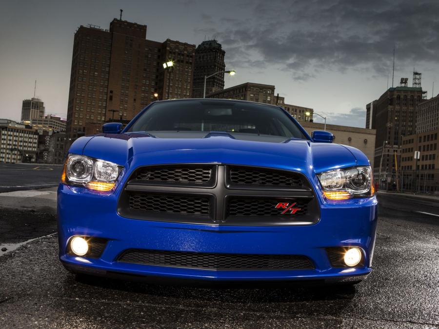  Dodge Charger RT Daytona 2013 года  (фото 12 из 16)